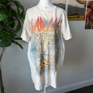 Graphic Leopard Print T-Shirt Dress